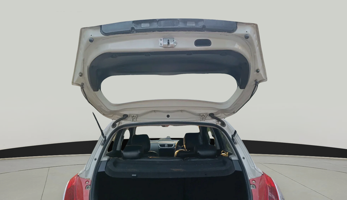 2017 Maruti Swift LXI, Petrol, Manual, 47,981 km, exterior