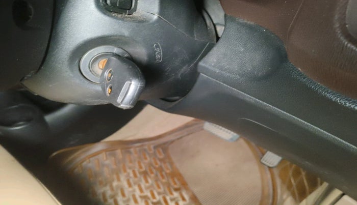 2013 Honda Brio V AT, Petrol, Automatic, 1,55,389 km, interior