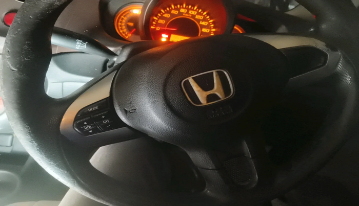 2013 Honda Brio V AT, Petrol, Automatic, 1,55,389 km, interior