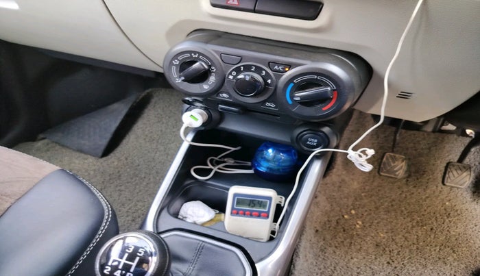 2022 Maruti IGNIS DELTA 1.2, Petrol, Manual, 21,134 km, interior
