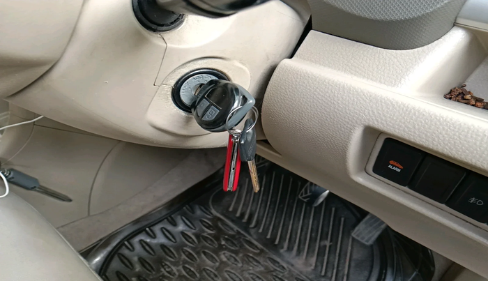 2012 Maruti Ertiga VXI, Petrol, Manual, 1,75,292 km, interior