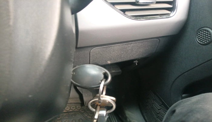 2021 Tata NEXON XE PETROL, Petrol, Manual, 23,665 km, interior