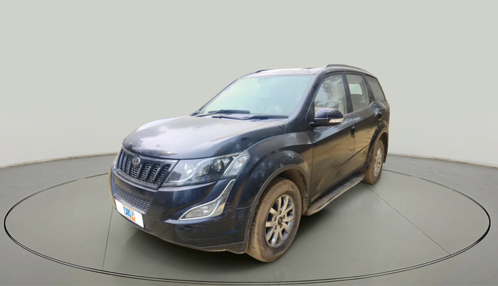 2015 Mahindra XUV500 W10, Diesel, Manual, 1,93,707 km, exterior