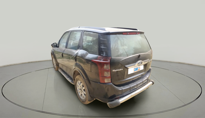 2015 Mahindra XUV500 W10, Diesel, Manual, 1,93,707 km, exterior