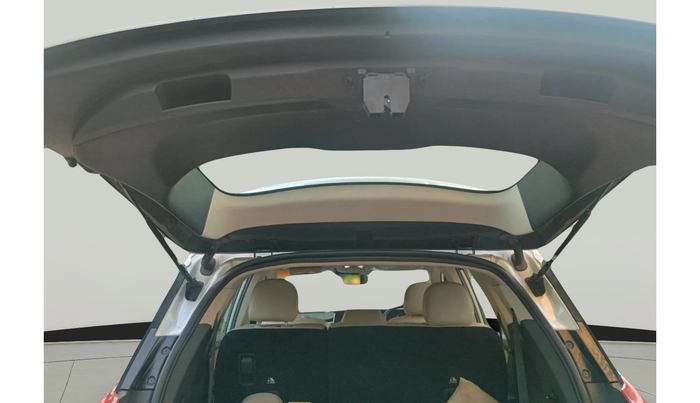 2023 Mahindra XUV700 AX 7 LUXURY D AT 7 STR, Diesel, Automatic, 25,273 km, exterior