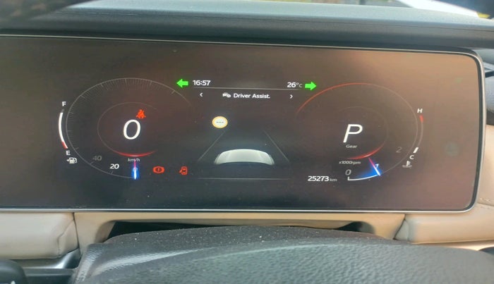 2023 Mahindra XUV700 AX 7 LUXURY D AT 7 STR, Diesel, Automatic, 25,273 km, interior