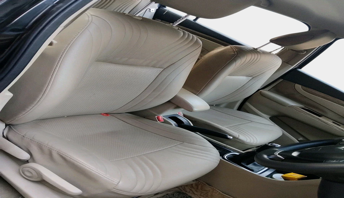 2018 Maruti Ciaz DELTA 1.5 SHVS MT PETROL, Petrol, Manual, 74,225 km, interior