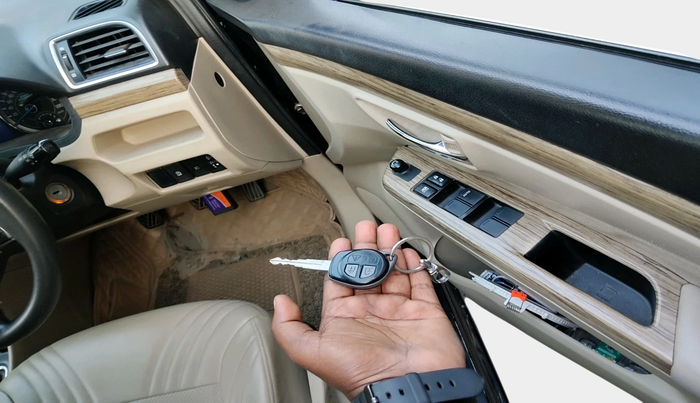 2018 Maruti Ciaz DELTA 1.5 SHVS MT PETROL, Petrol, Manual, 74,225 km, interior