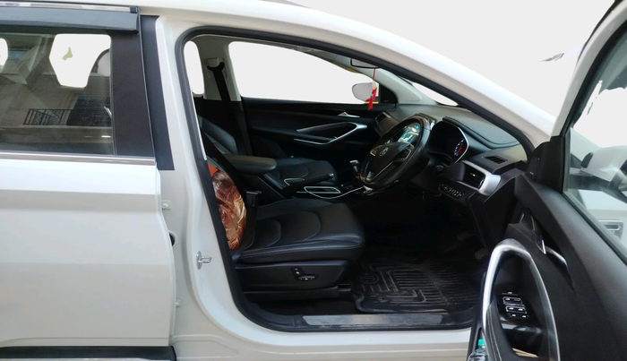 2019 MG HECTOR SHARP HYBRID 1.5 PETROL, Petrol, Manual, 36,031 km, interior