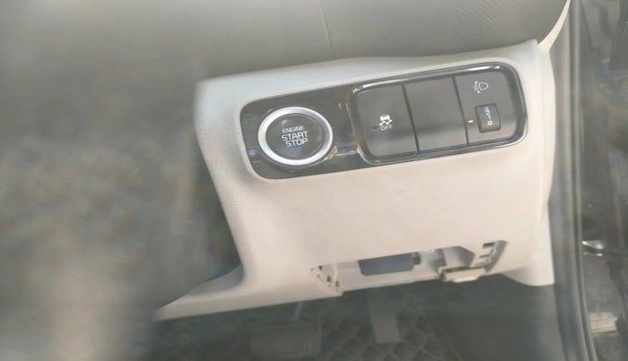 2022 KIA SONET HTX 1.5 AT, Diesel, Automatic, 40,483 km, interior
