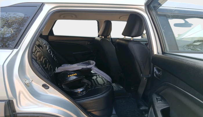 2025 Maruti BREZZA VXI, Petrol, Manual, 205 km, interior