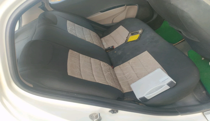 2014 Hyundai Grand i10 SPORTZ 1.2 KAPPA VTVT, Petrol, Manual, 1,01,223 km, interior