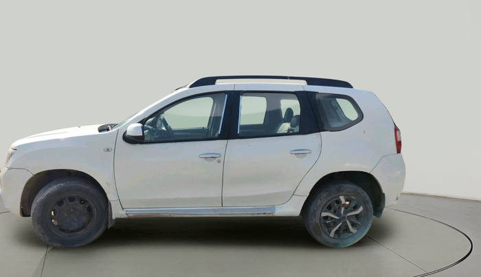 2014 Nissan Terrano XL (P), Petrol, Manual, 1,00,003 km, exterior