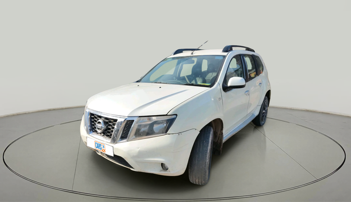 2014 Nissan Terrano XL (P), Petrol, Manual, 1,00,003 km, exterior