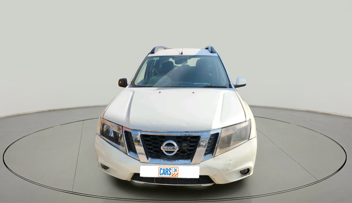 2014 Nissan Terrano XL (P), Petrol, Manual, 1,00,003 km, exterior