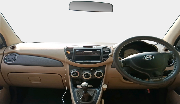 2010 Hyundai i10 MAGNA 1.1, Petrol, Manual, 2,15,661 km, interior