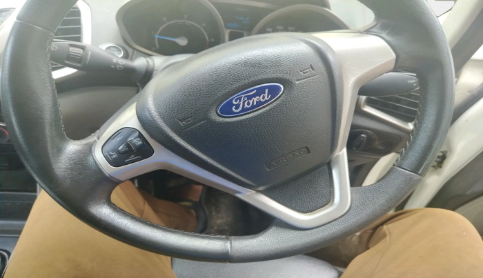 2016 Ford Ecosport TITANIUM 1.5L DIESEL, Diesel, Manual, 1,35,931 km, interior