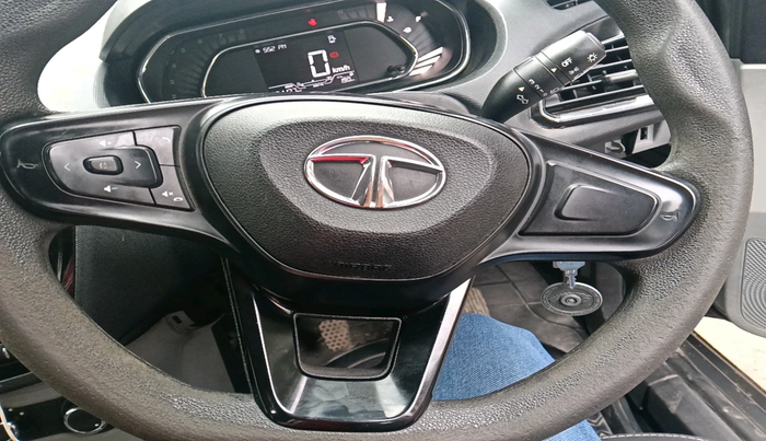 2020 Tata Tiago XT PETROL, Petrol, Manual, 61,177 km, interior