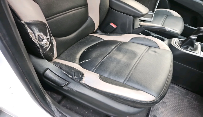 2017 Hyundai Creta E PLUS 1.6 PETROL, Petrol, Manual, 83,643 km, interior