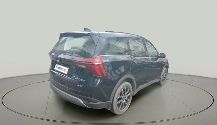 2023 Mahindra XUV700 AX 7 P AT 7 STR, Petrol, Automatic, 28,813 km, exterior