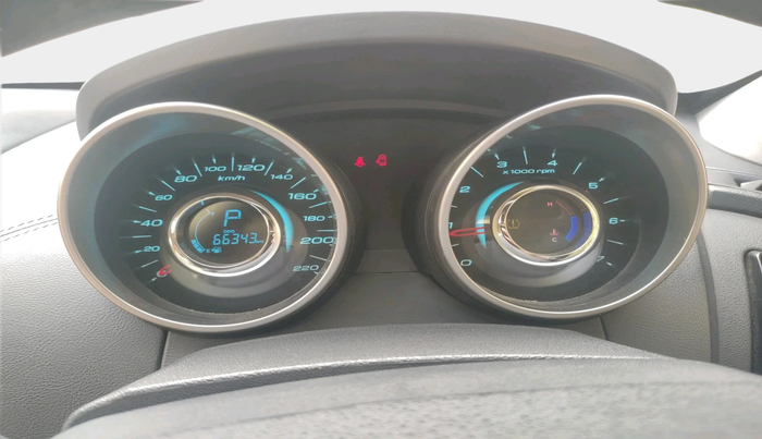 2019 Mahindra XUV500 W11 AT, Diesel, Automatic, 66,343 km, interior