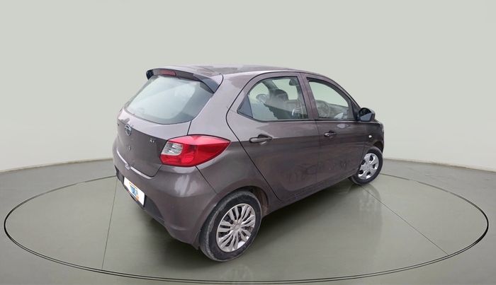 2017 Tata Tiago XT PETROL, Petrol, Manual, 90,229 km, exterior