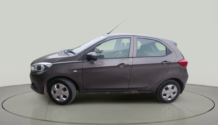 2017 Tata Tiago XT PETROL, Petrol, Manual, 90,229 km, exterior