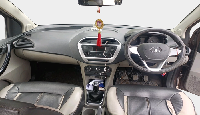2017 Tata Tiago XT PETROL, Petrol, Manual, 90,229 km, interior
