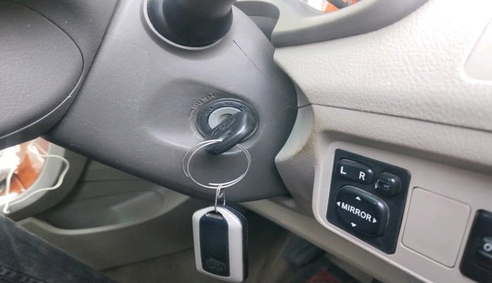 2010 Toyota Corolla Altis G PETROL, Petrol, Manual, 1,75,499 km, interior