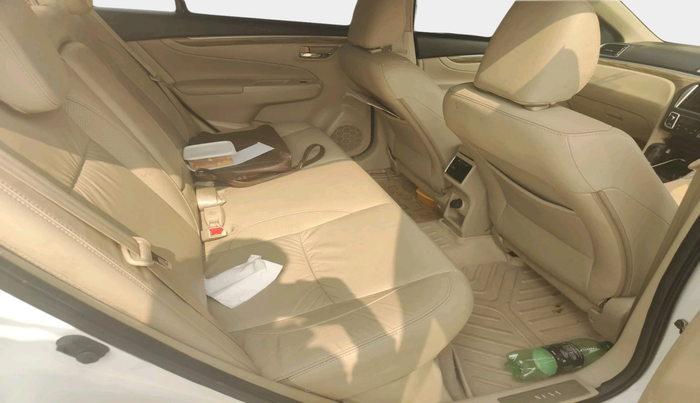 2021 Maruti Ciaz ALPHA  AT 1.5 SHVS PETROL, Petrol, Automatic, 44,482 km, interior