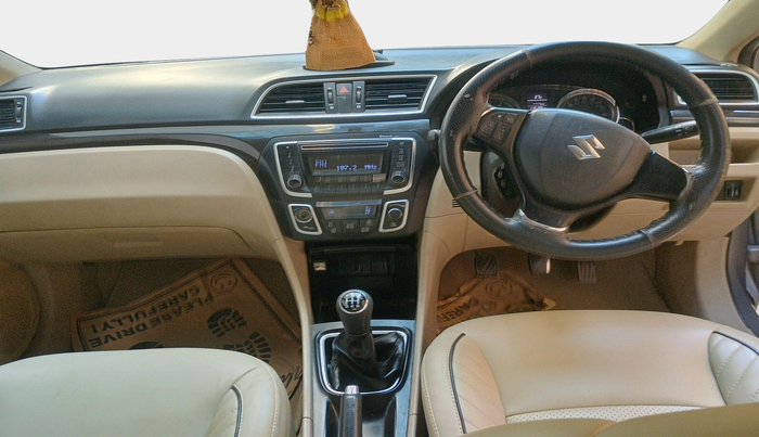 2015 Maruti Ciaz ZXI, Petrol, Manual, 1,16,188 km, interior