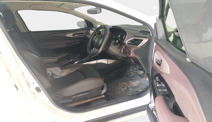 2024 Toyota Urban Cruiser Taisor V 1.0 Petrol AT, Petrol, Automatic, 7,270 km, interior