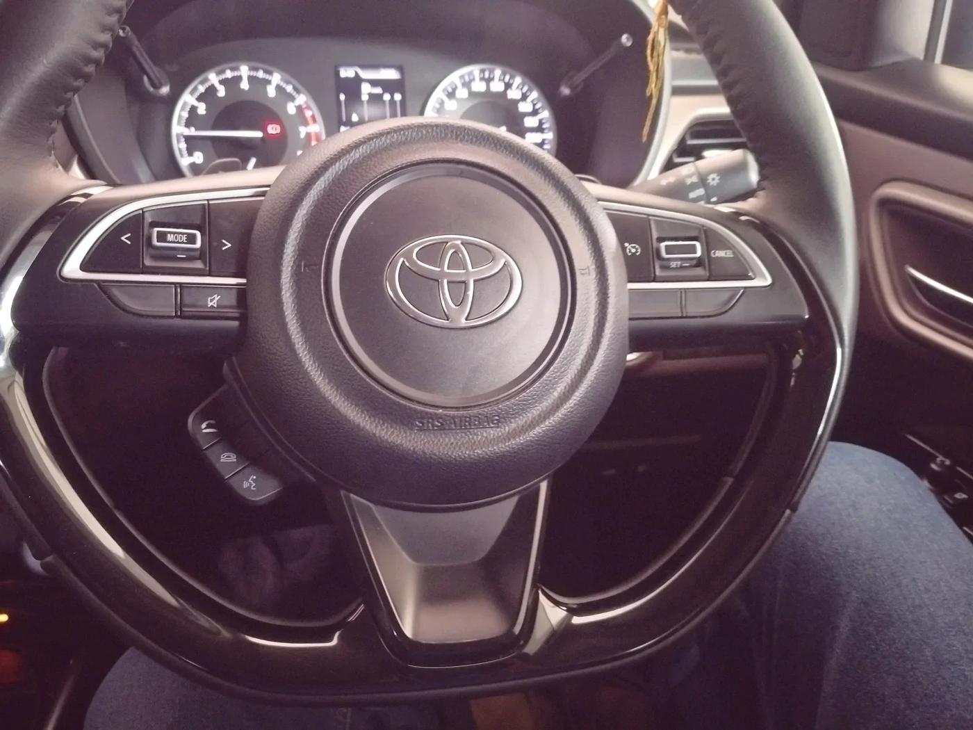 2024 Toyota Urban Cruiser Taisor V 1.0 Petrol AT, Petrol, Automatic, 7,270 km, interior