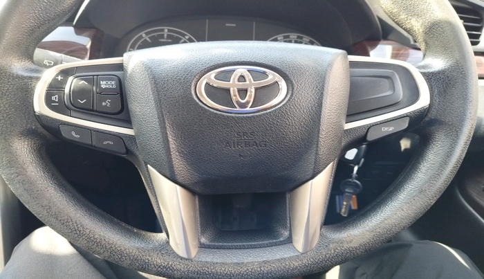 2020 Toyota Innova Crysta 2.4 GX 7 STR, Diesel, Manual, 97,547 km, interior