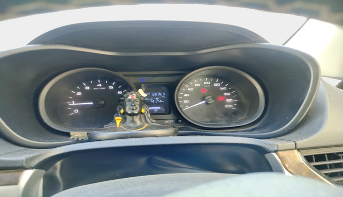 2019 Tata NEXON XM PETROL, Petrol, Manual, 68,968 km, interior