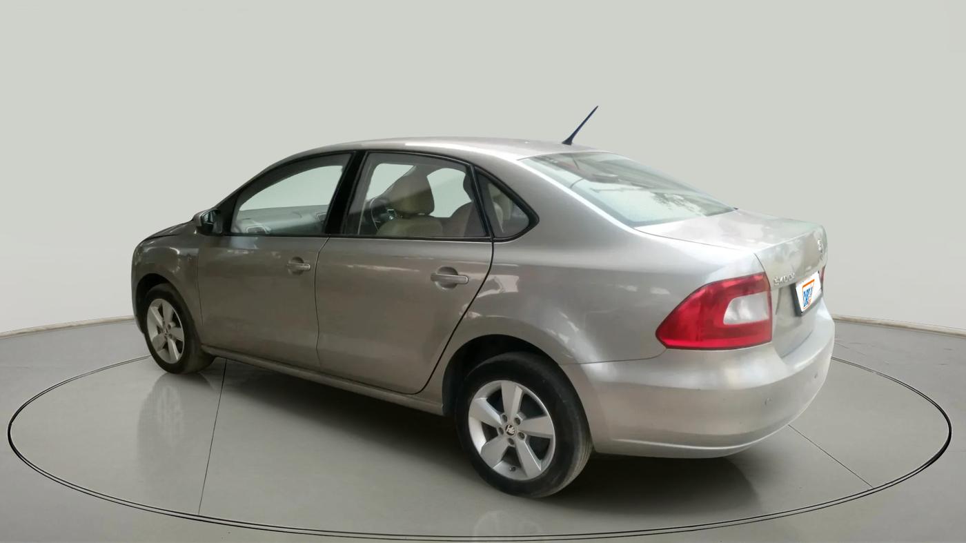 2015 Skoda Rapid 1.5 TDI CR ELEGANCE AT, Diesel, Automatic, 64,000 km, exterior