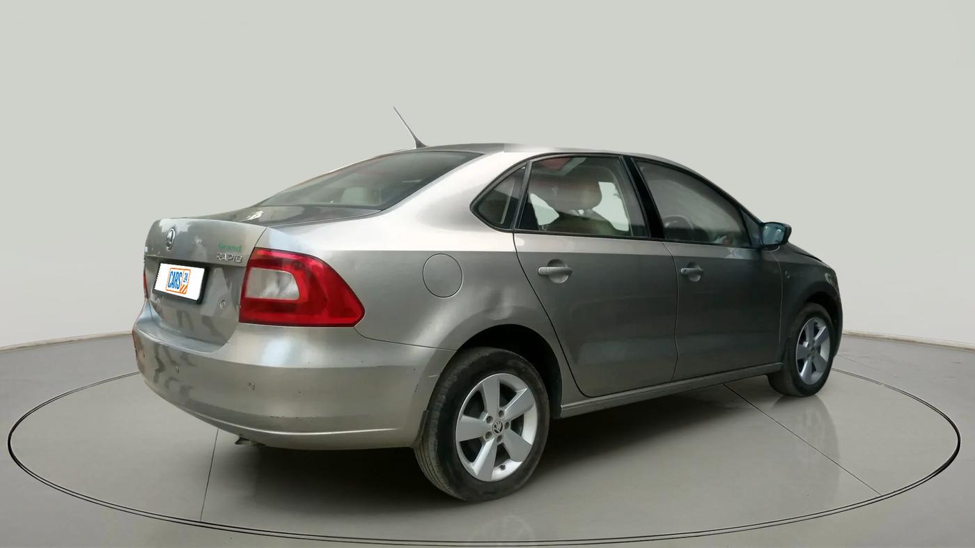 2015 Skoda Rapid 1.5 TDI CR ELEGANCE AT, Diesel, Automatic, 64,000 km, exterior