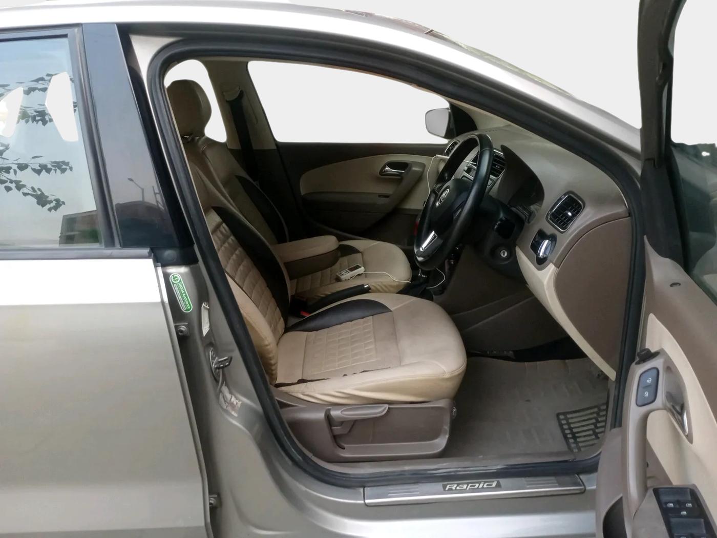 2015 Skoda Rapid 1.5 TDI CR ELEGANCE AT, Diesel, Automatic, 64,000 km, interior