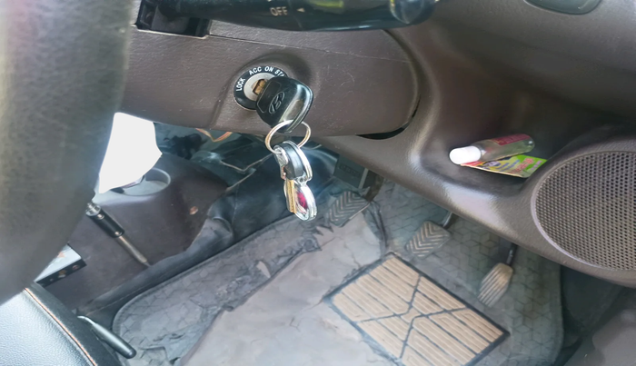 2013 Hyundai Santro Xing GL PLUS, Petrol, Manual, 1,22,099 km, interior