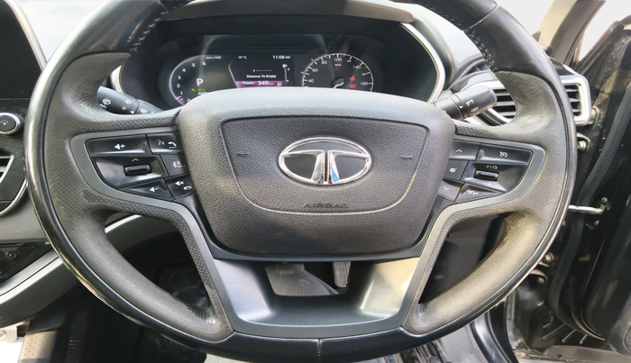 2021 Tata Harrier XZA PLUS 2.0L DARK EDITION, Diesel, Automatic, 1,30,451 km, interior