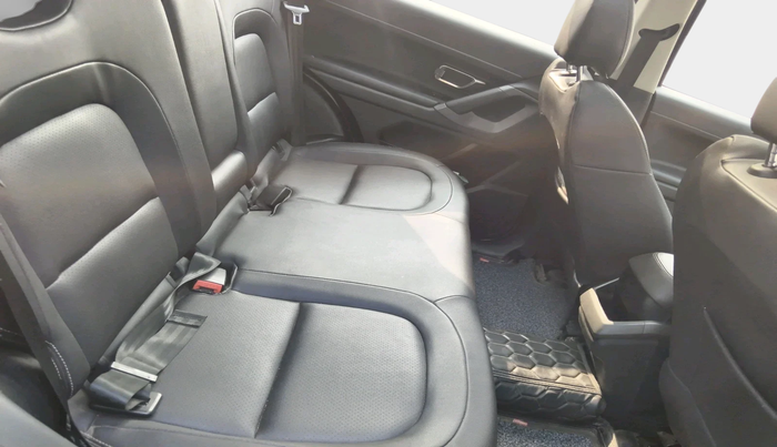 2021 Tata Harrier XZA PLUS 2.0L DARK EDITION, Diesel, Automatic, 1,30,451 km, interior