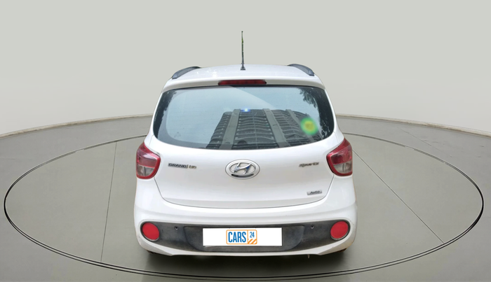 2017 Hyundai Grand i10 SPORTZ (O) AT 1.2 KAPPA VTVT, Petrol, Automatic, 73,928 km, exterior