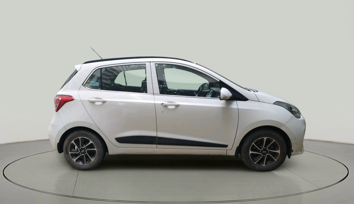 2017 Hyundai Grand i10 SPORTZ (O) AT 1.2 KAPPA VTVT, Petrol, Automatic, 73,928 km, exterior