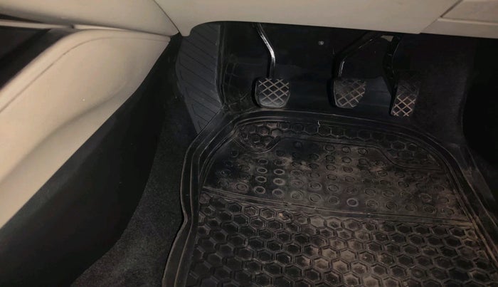 2022 Skoda SLAVIA STYLE 1.5L TSI MT, Petrol, Manual, 53,051 km, interior