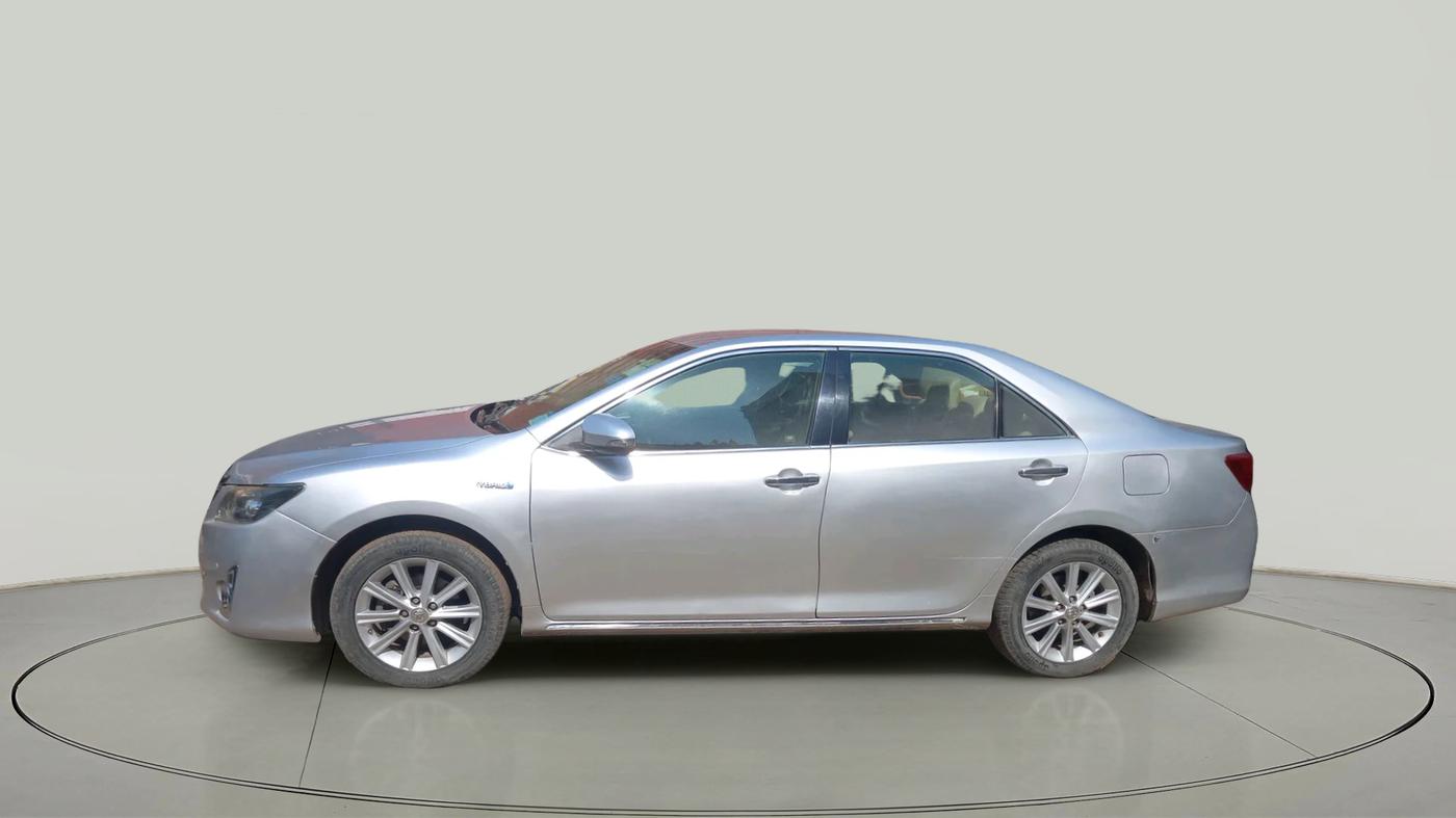 2015 Toyota Camry HYBRID, Hybrid, Automatic, 1,26,249 km, exterior