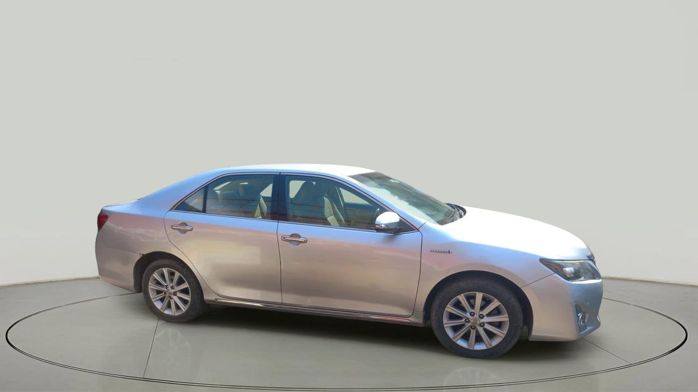 2015 Toyota Camry HYBRID, Hybrid, Automatic, 1,26,249 km, exterior