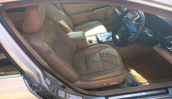 2015 Toyota Camry HYBRID, Hybrid, Automatic, 1,26,249 km, interior