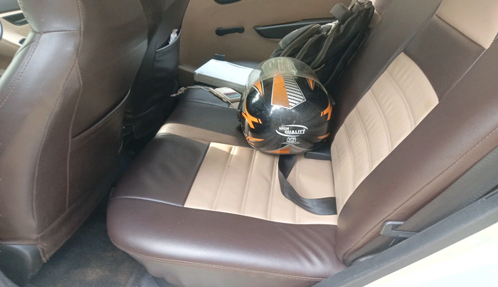2013 Hyundai Eon ERA +, Petrol, Manual, 27,350 km, interior