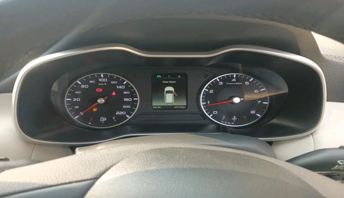 2021 MG ASTOR STYLE 1.5 MT, Petrol, Manual, 29,150 km, interior