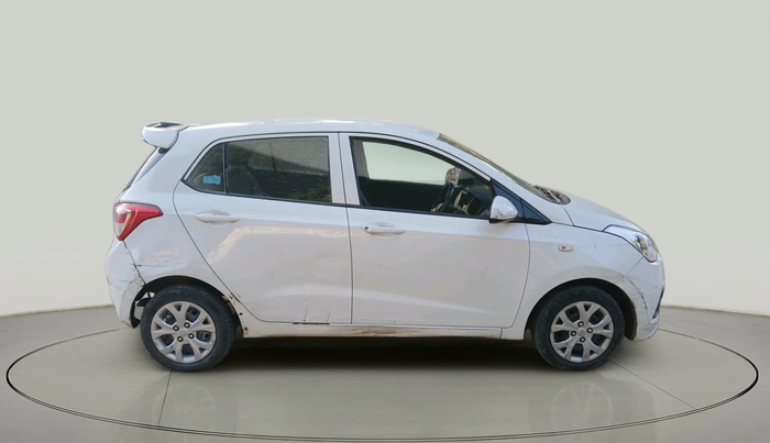 2015 Hyundai Grand i10 MAGNA 1.2 KAPPA VTVT, Petrol, Manual, 1,03,422 km, exterior